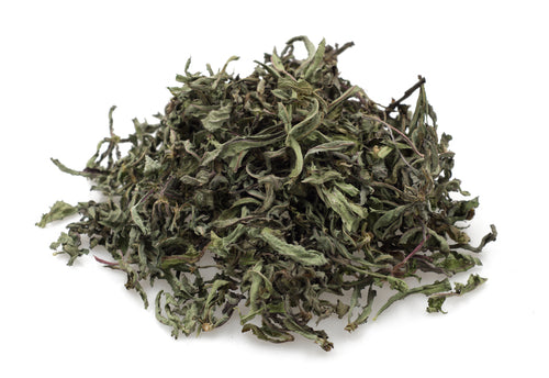 Dandelion leaf is a beloved herbal remedy known for its natural diuretic properties, making it a top choice for kidney support, fluid balance, and gentle detoxification. Unlike the root, which targets the liver, dandelion leaf primarily works through the kidneys and urinary system, helping flush out excess water, reduce bloating, and support healthy blood pressure.