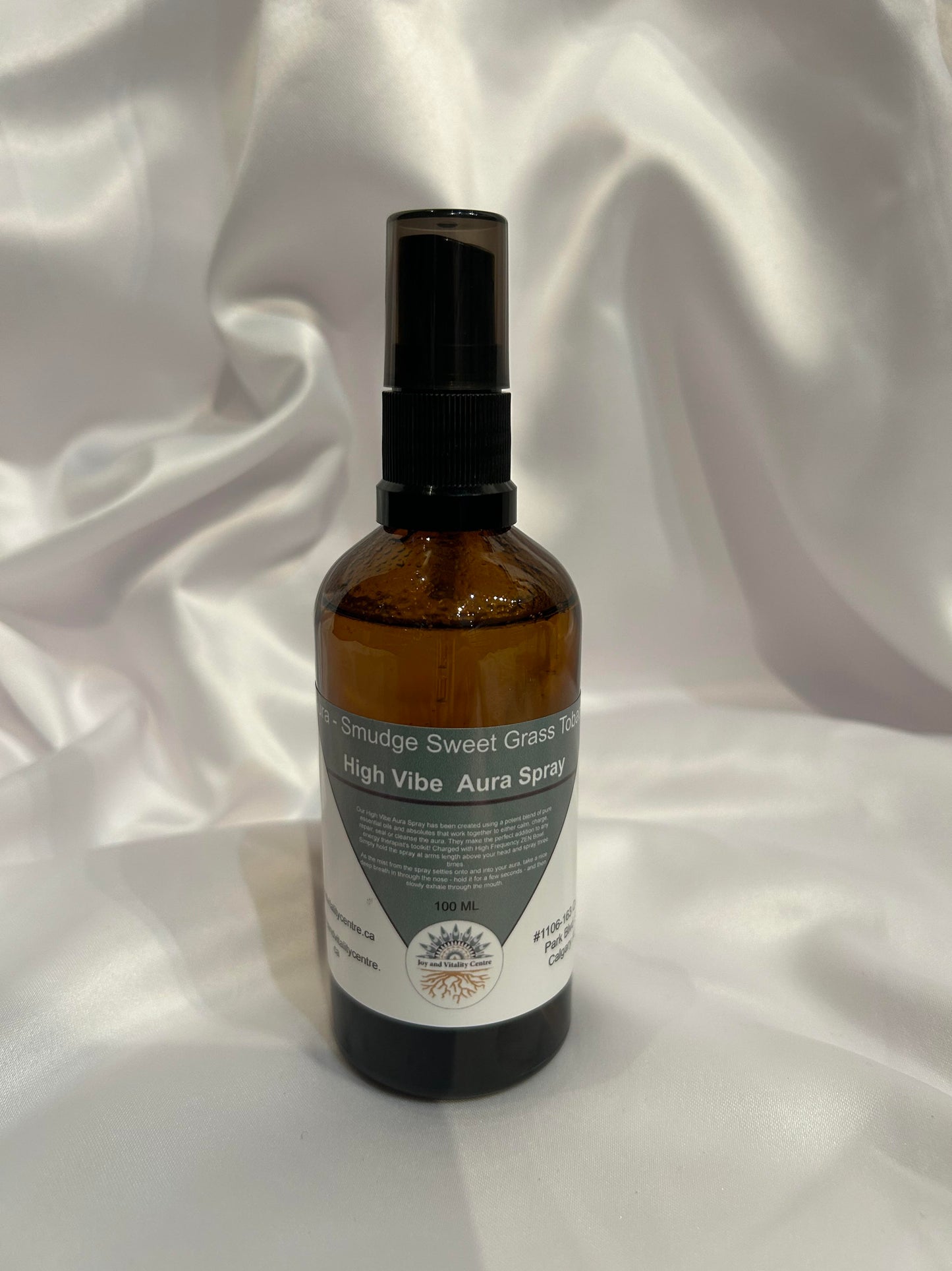 Aura Smudge Sweet Grass Tobacco Spray